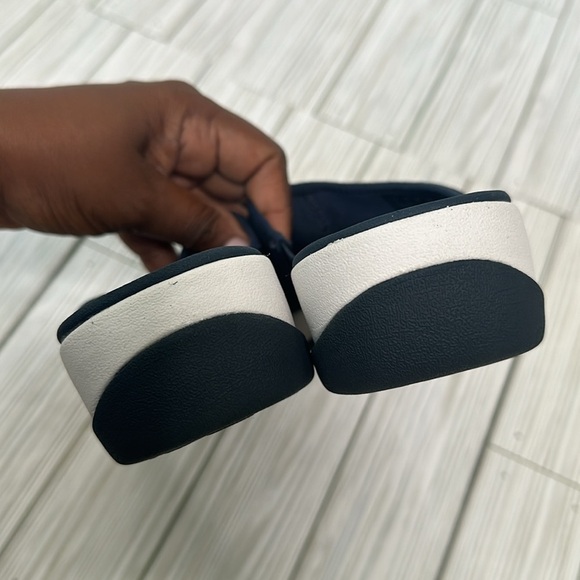 Clarks Arla Cloudsteppers Navy Blue Comfort Slide Summer Sandals Women’s Size 8 - Picture 10 of 12